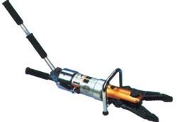 江蘇水星消防裝備主營消防器材、破拆工具、救生設備、洗消產品、偵檢儀器、堵漏工具、輸轉設備、警戒器材、通訊設備、個人防護、照明排煙、其他裝備